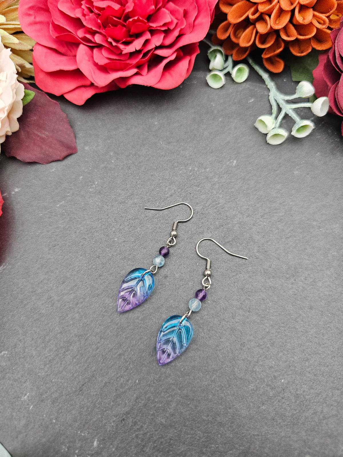 Ohrringe Blätter Blau-Lila | Amethyst & Aquamarin | Edelstahl