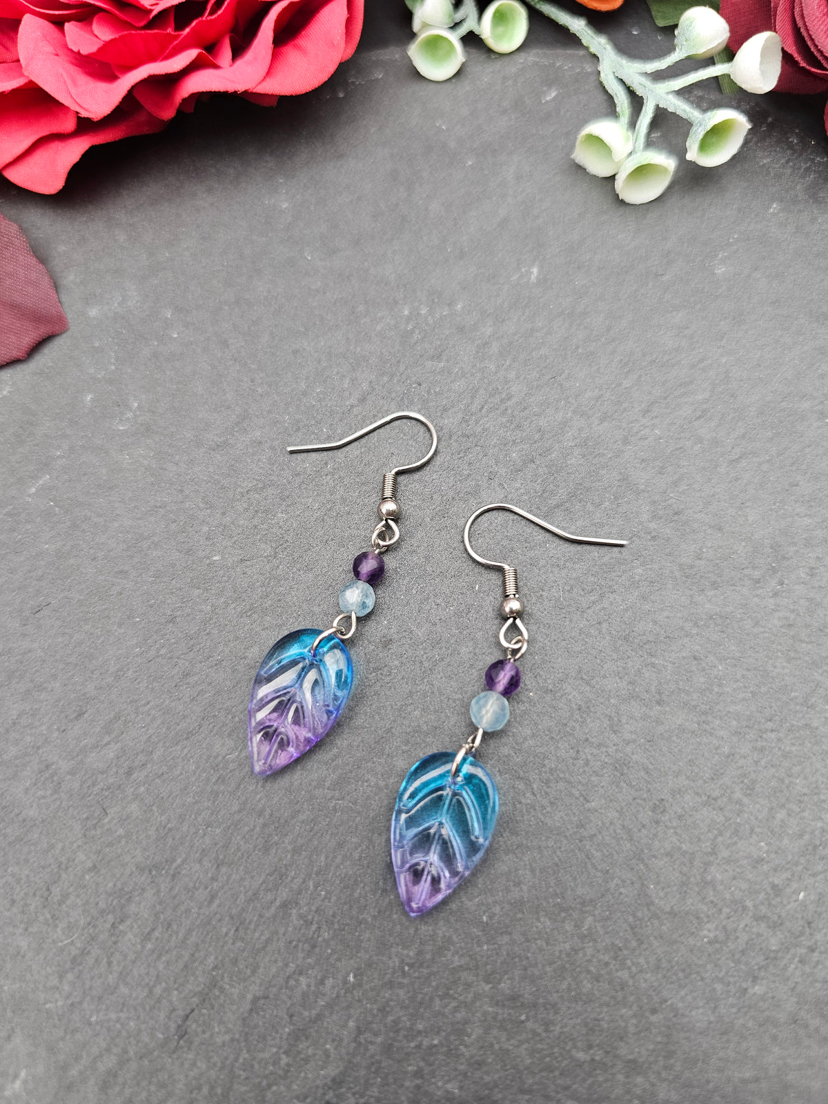 Ohrringe Blätter Blau-Lila | Amethyst & Aquamarin | Edelstahl