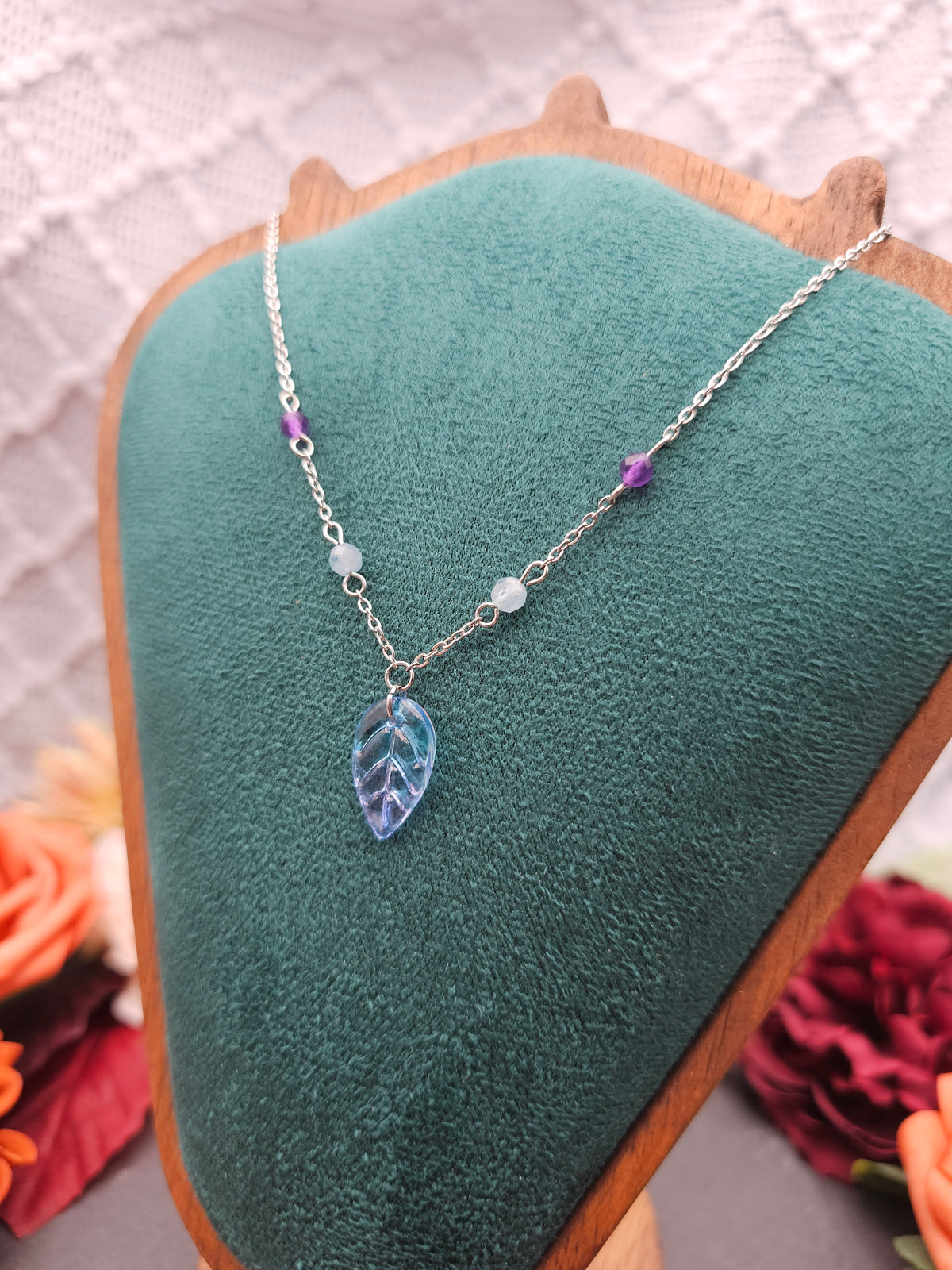 Halskette Blatt Blau-Lila | Aquamarin & Amethyst | Edelstahl