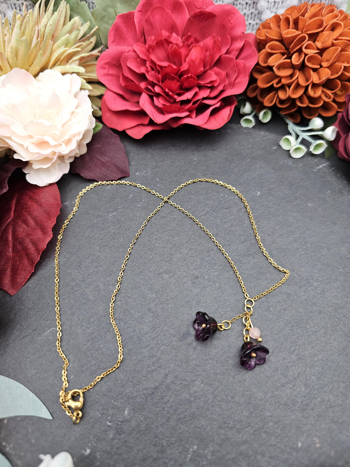 Halskette Floral Lila | Rosaquarz | Edelstahl vergoldet
