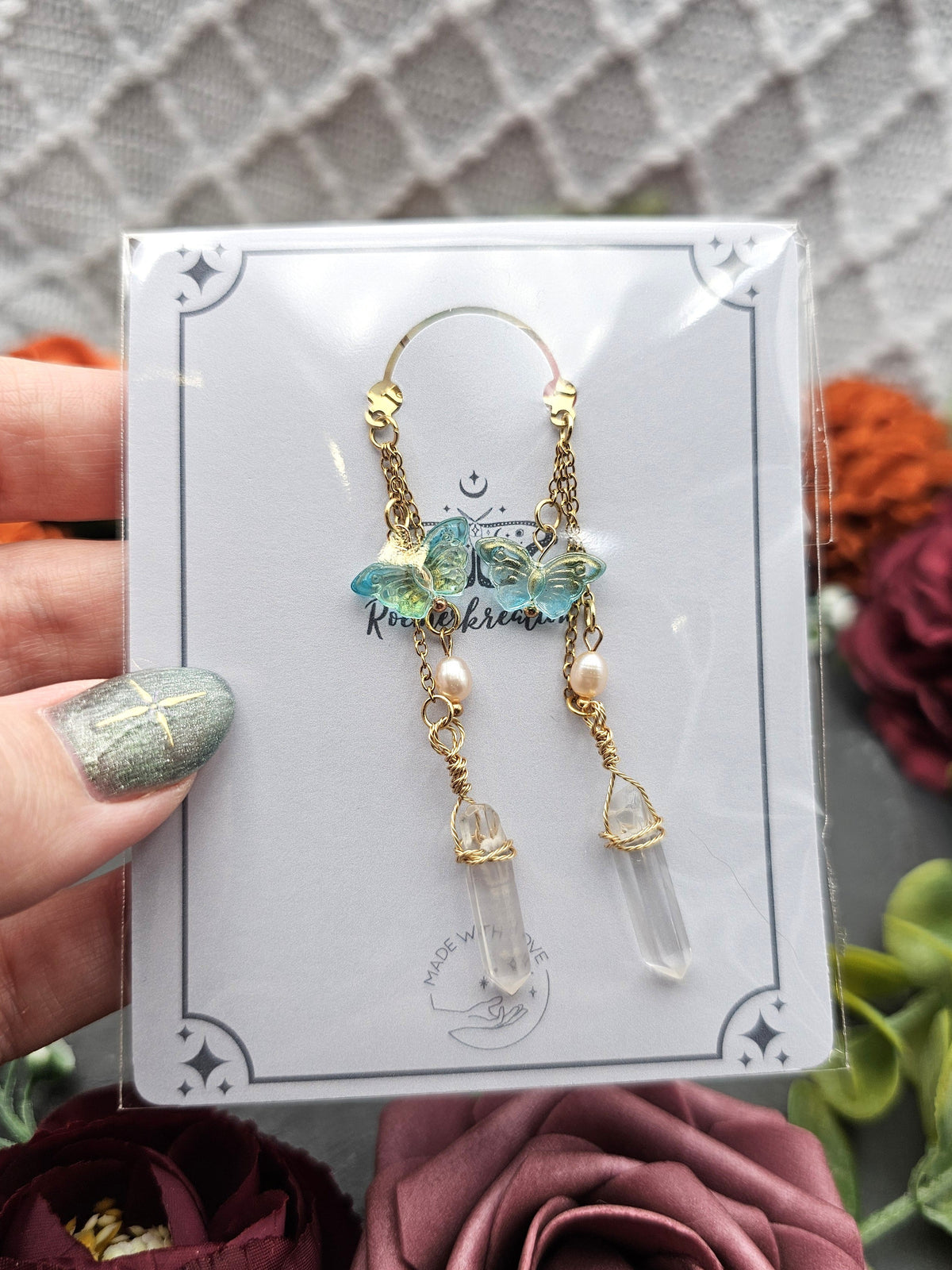 Ohrringe Schmetterling Mint | Bergkristall & Süßwasserzuchtperle | Edelstahl vergoldet