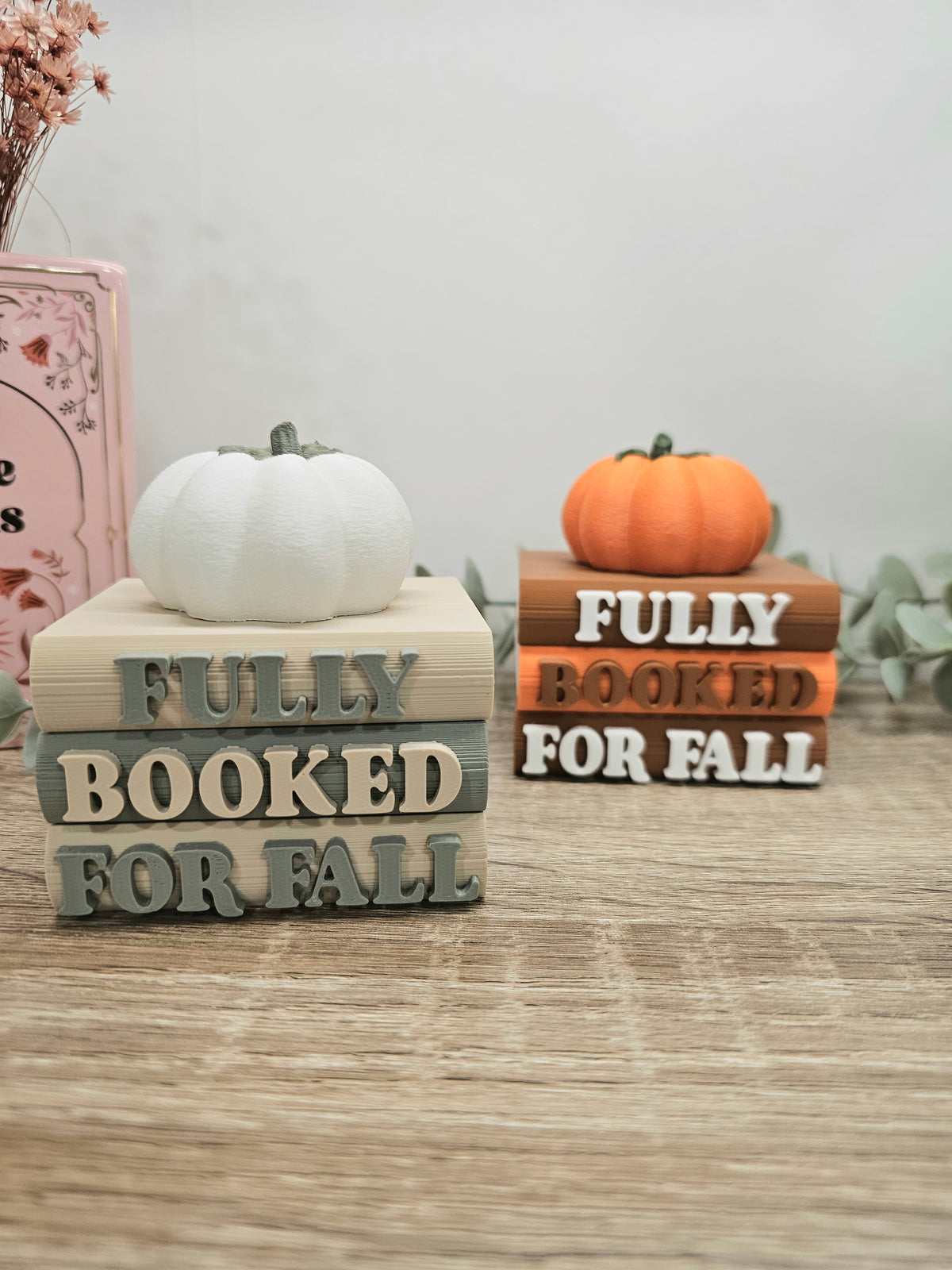 Regaldeko Buchstapel "Fully Booked for Fall" Farbauswahl | 3D Druck