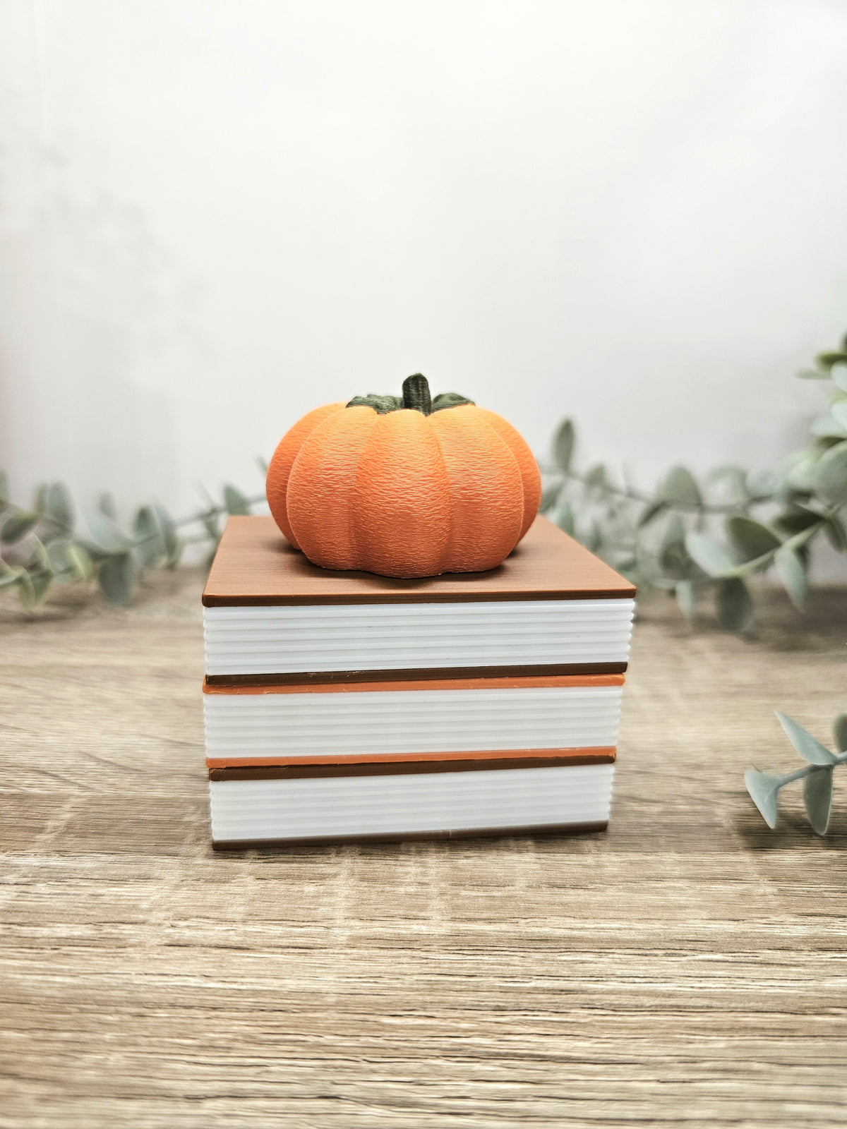 Regaldeko Buchstapel "Fully Booked for Fall" Farbauswahl | 3D Druck