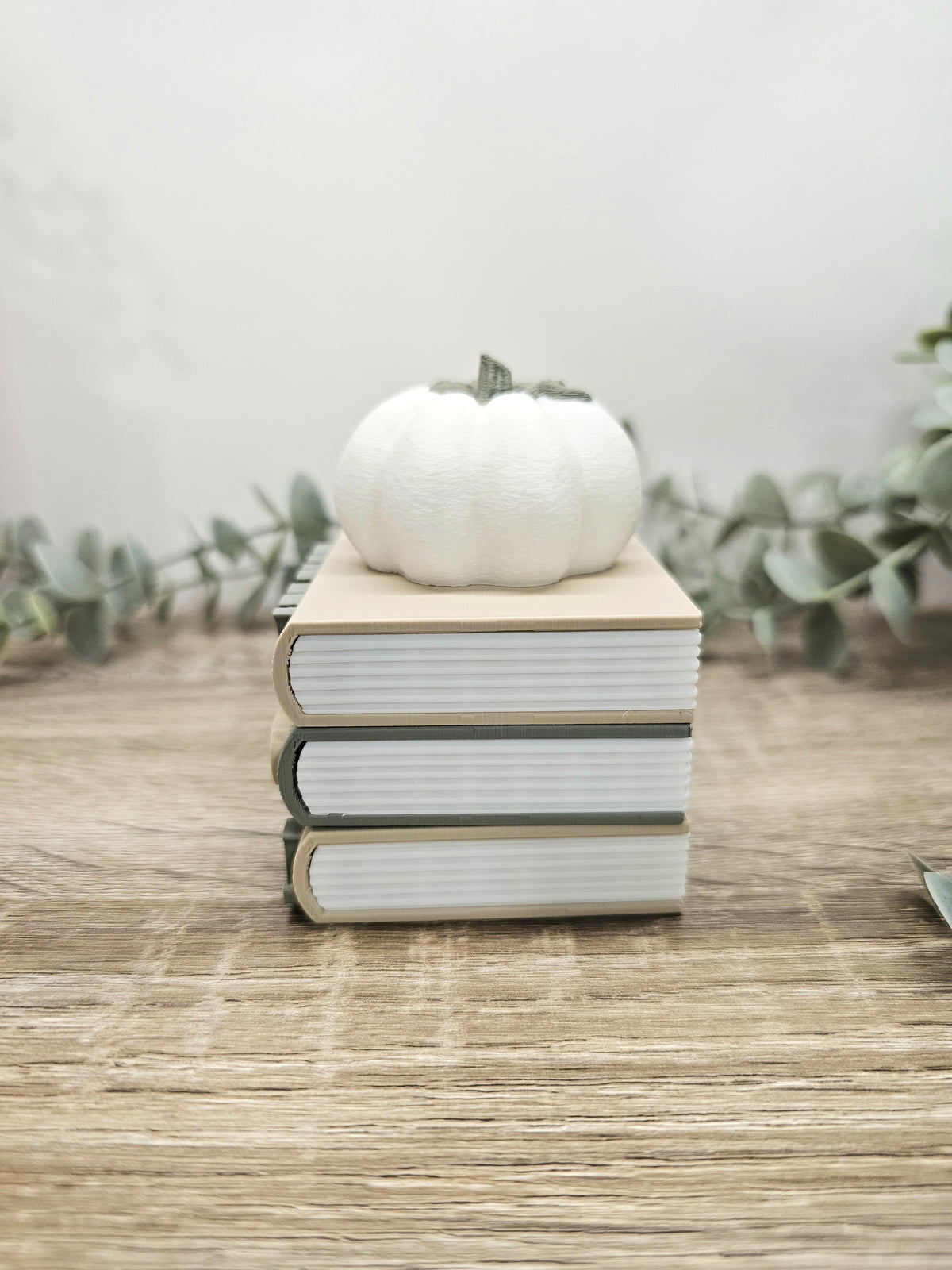 Regaldeko Buchstapel "Fully Booked for Fall" Farbauswahl | 3D Druck