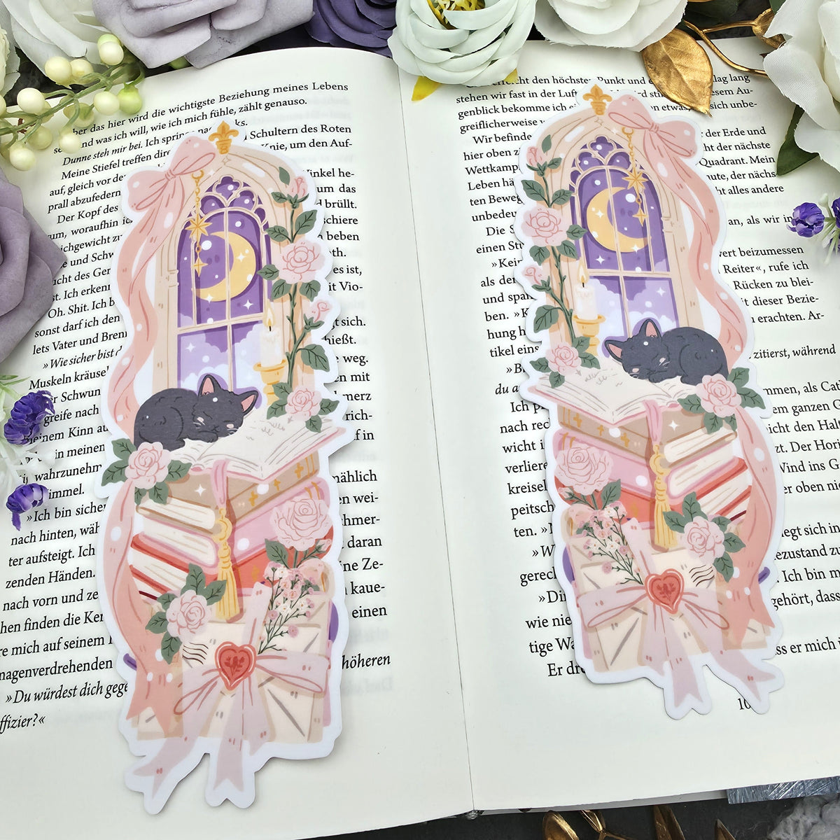 Lesezeichen Fantasy Cat Bookstack | Die Cut Bookmark