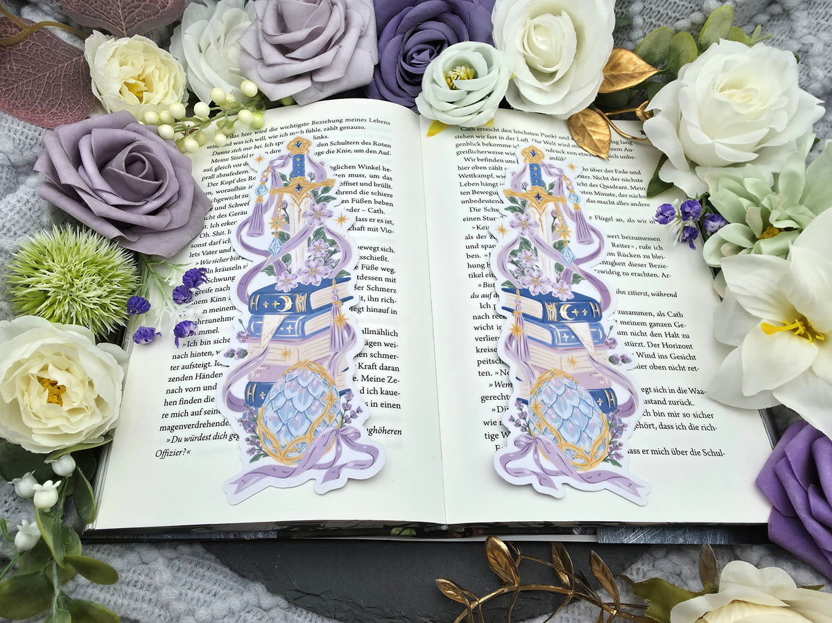 Lesezeichen Fantasy Bookstack | Die Cut Bookmark
