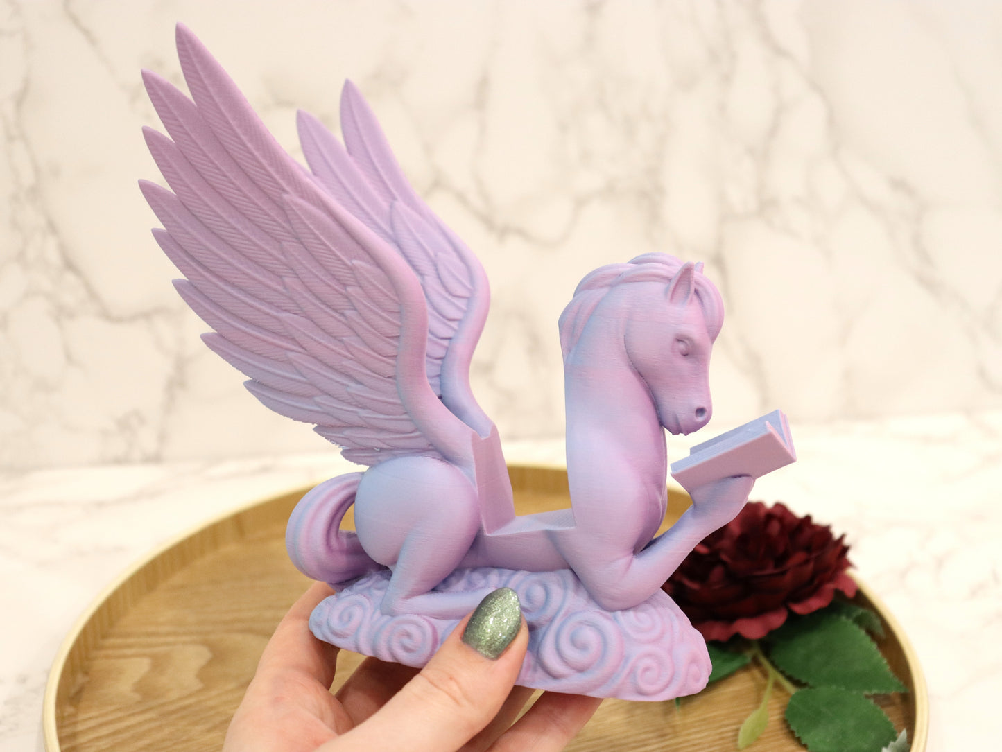 Buchhalter lesender Pegasus Farbwahl | 3D Druck | Aufsteller Taschenbücher E-Reader Tablet