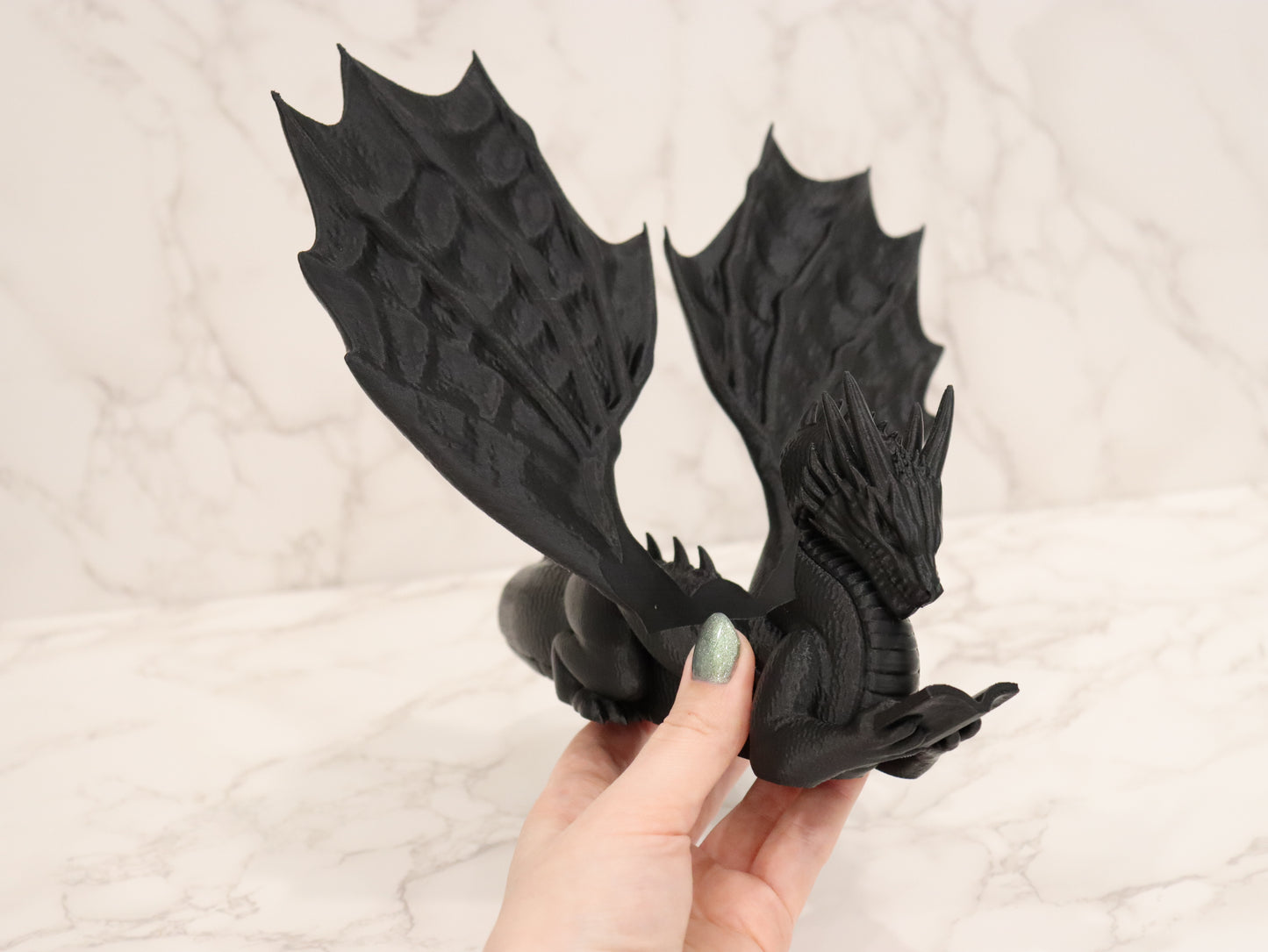 Buchhalter lesender Drache Schwarz | verschiedene Größen | 3D Druck | Aufsteller Bücher E-Reader Tablet