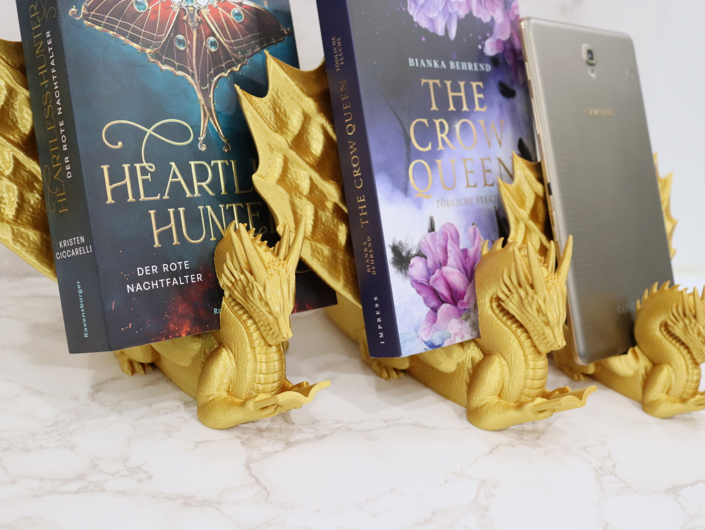 Accountant Reading Dragon glossy gold | various sizes | 3D Print | Stand for Books E-Readers Tablets