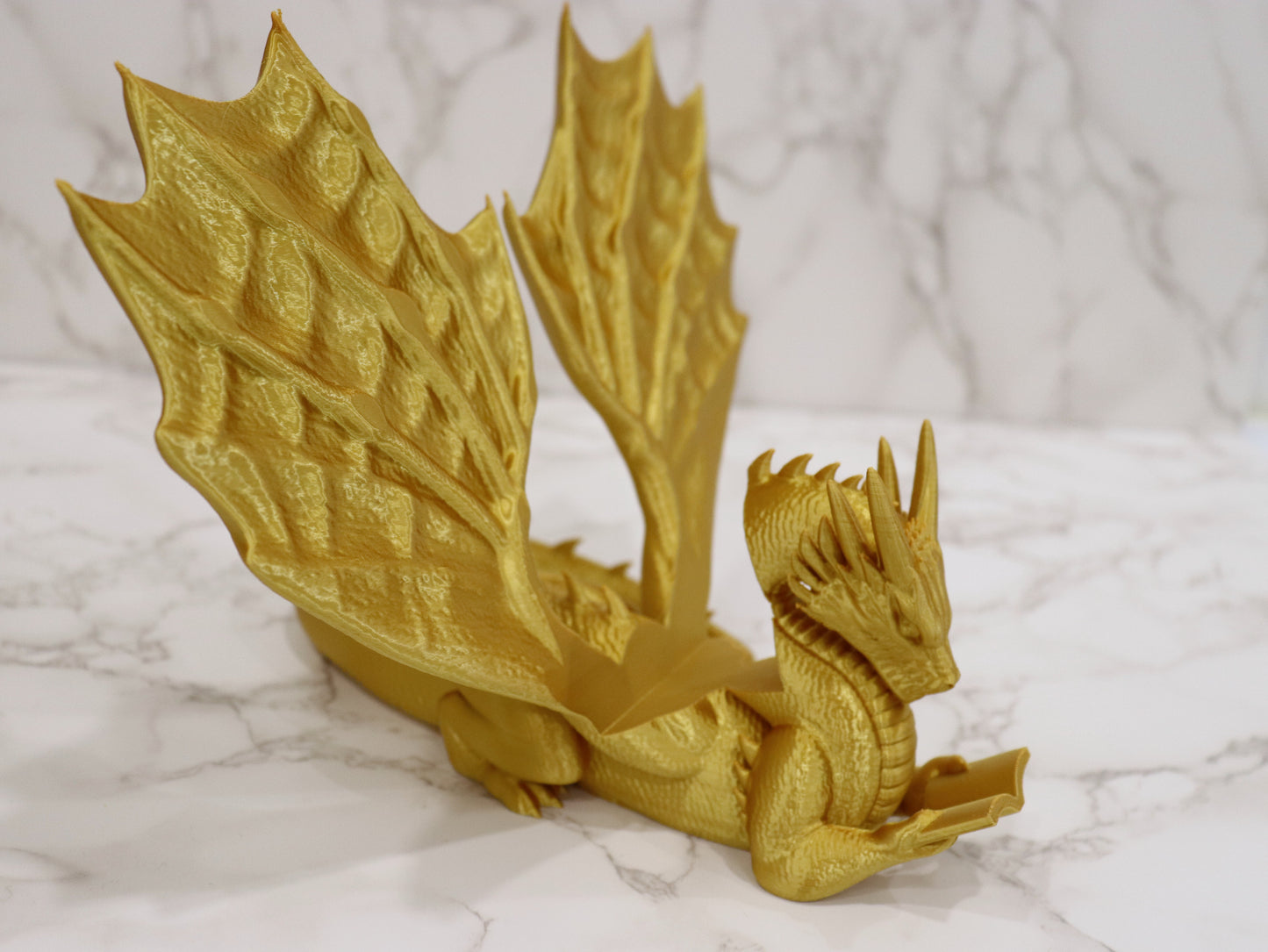 Accountant Reading Dragon glossy gold | various sizes | 3D Print | Stand for Books E-Readers Tablets