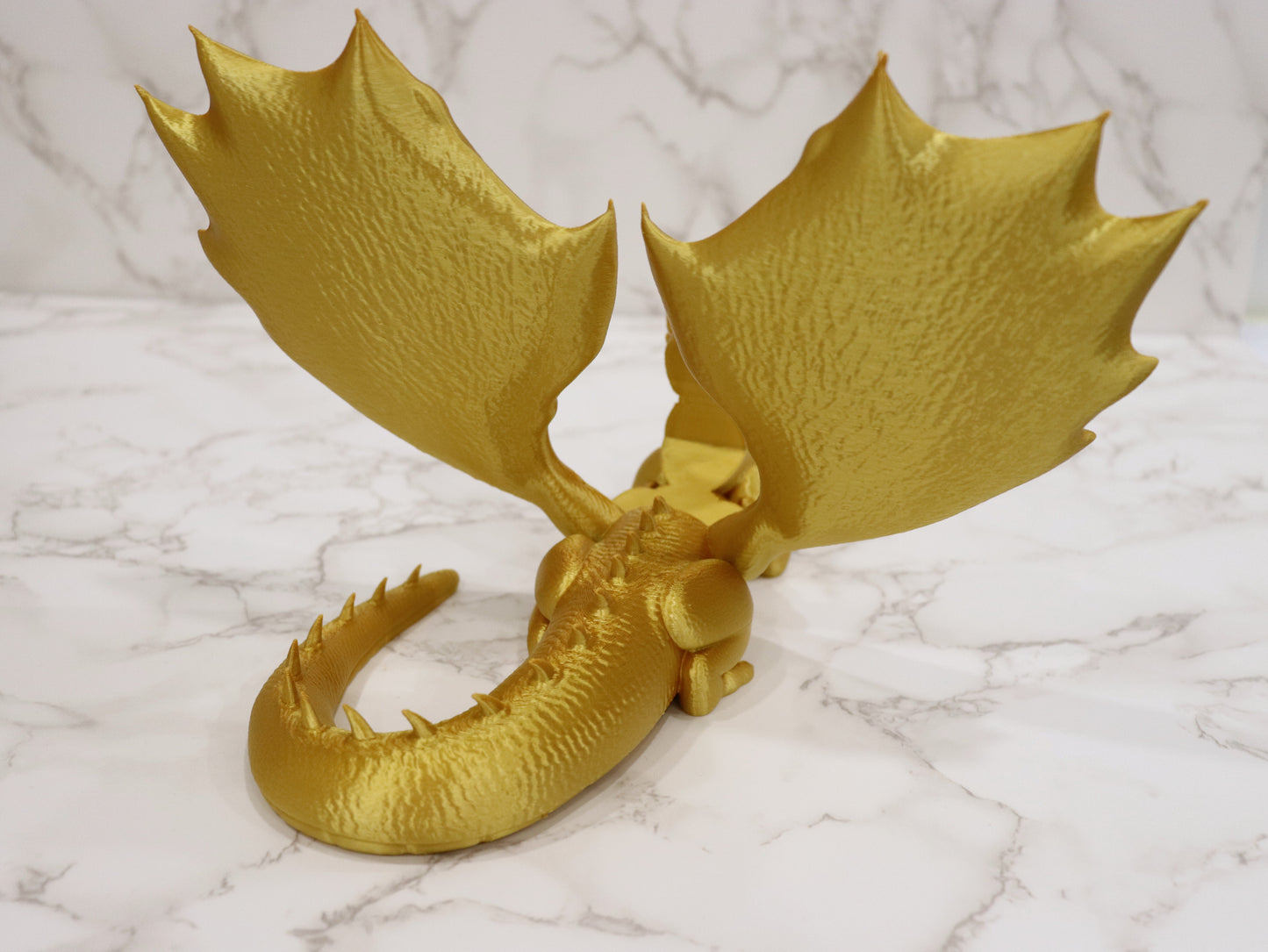 Accountant Reading Dragon glossy gold | various sizes | 3D Print | Stand for Books E-Readers Tablets