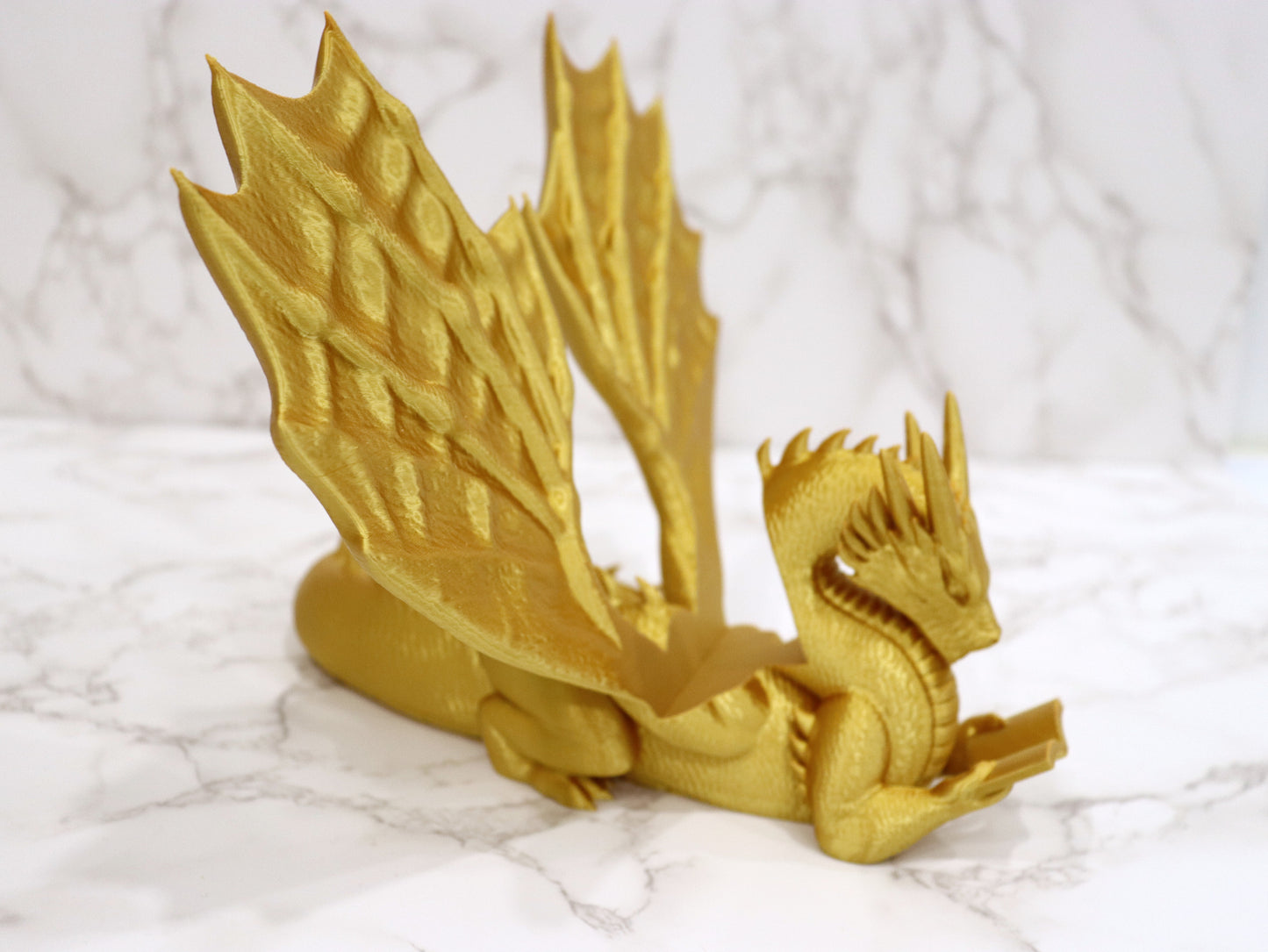 Accountant Reading Dragon glossy gold | various sizes | 3D Print | Stand for Books E-Readers Tablets