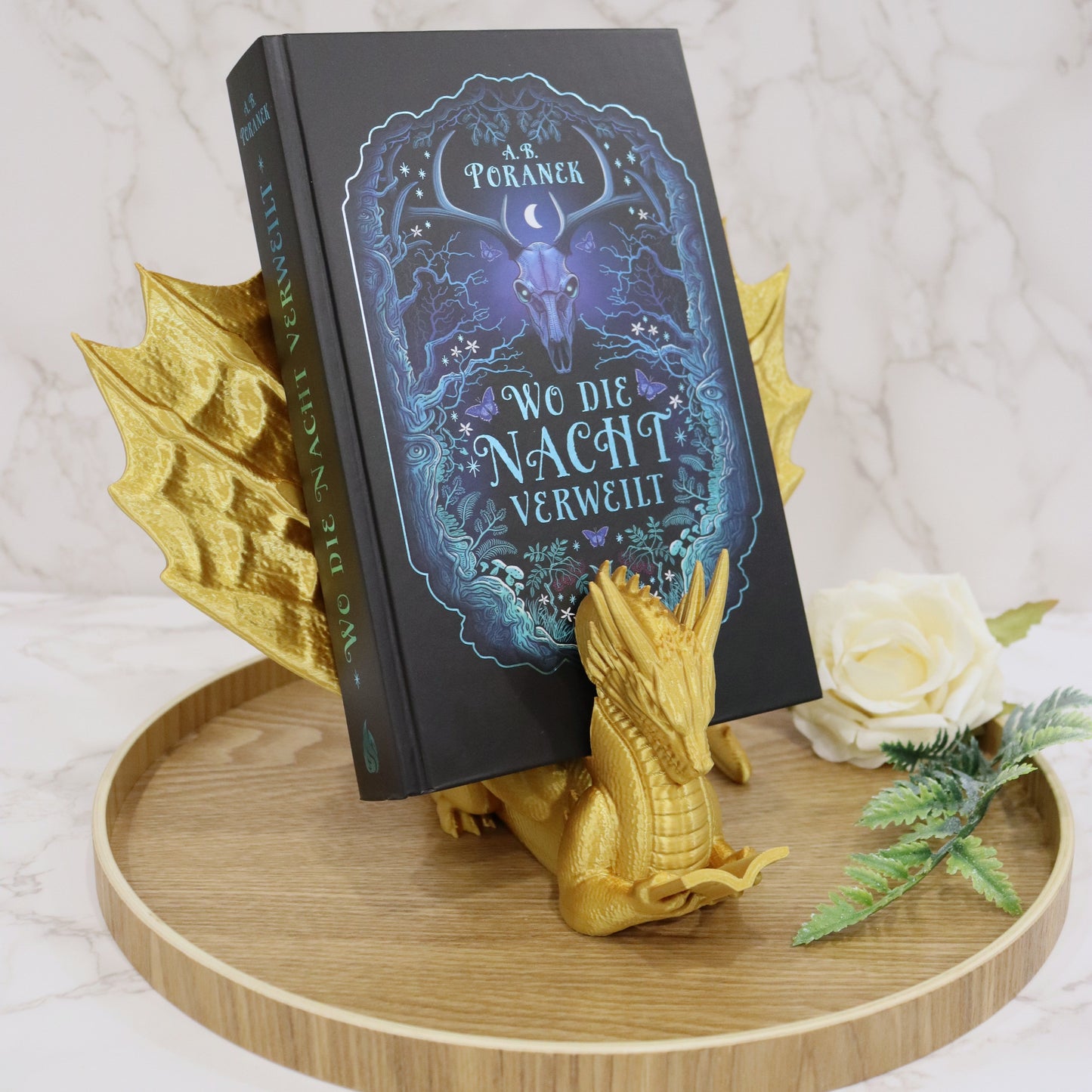 Accountant Reading Dragon glossy gold | various sizes | 3D Print | Stand for Books E-Readers Tablets