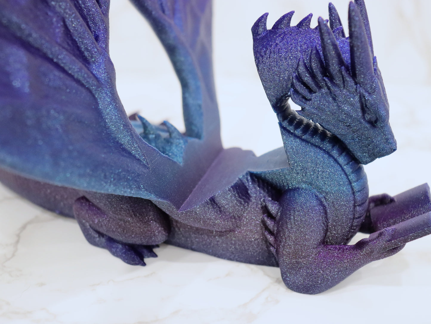 Accountant Reading Dragon Galaxy glossy | various sizes | 3D print | Stand for Books E-Reader Tablet