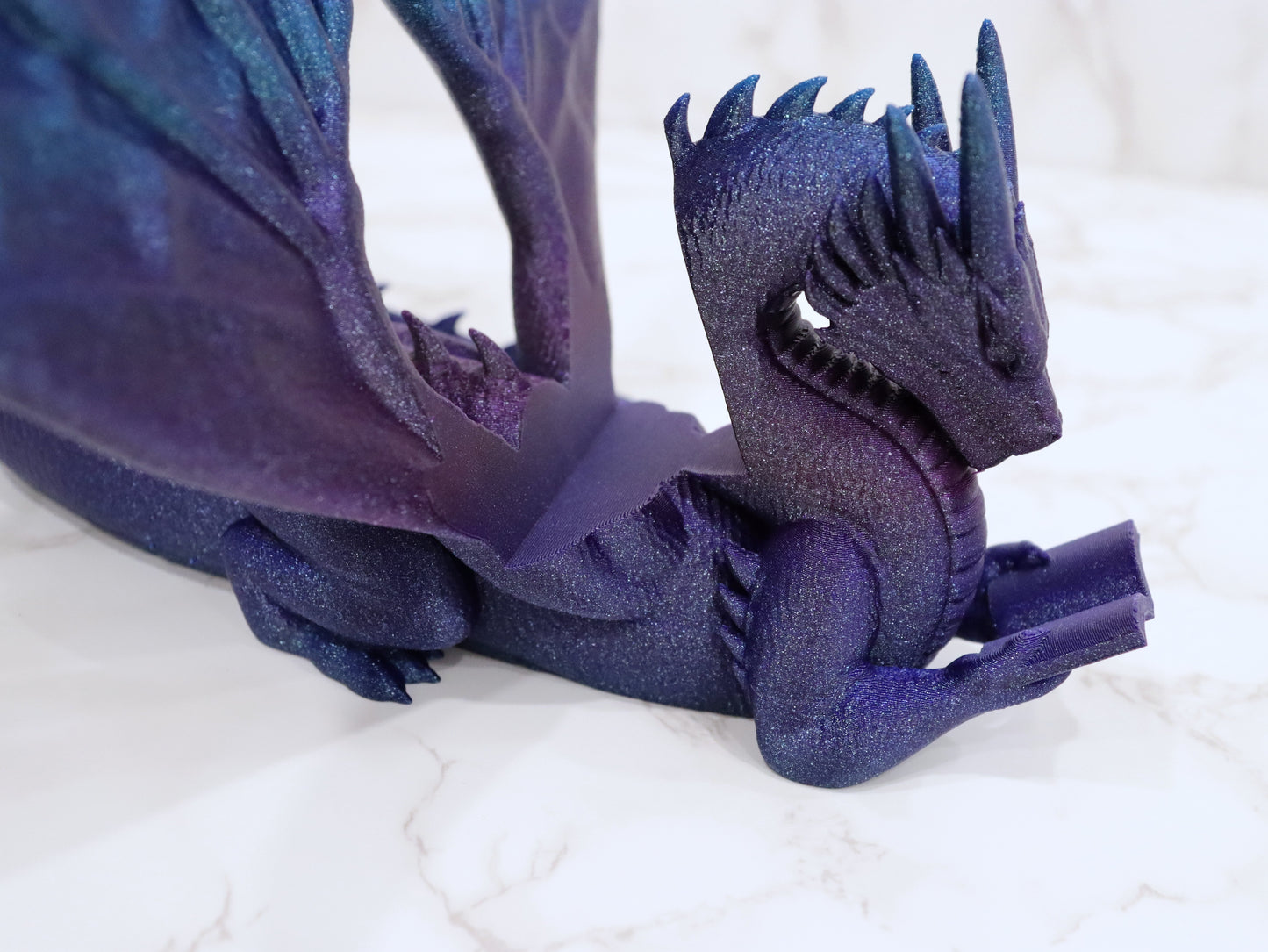 Accountant Reading Dragon Galaxy glossy | various sizes | 3D print | Stand for Books E-Reader Tablet