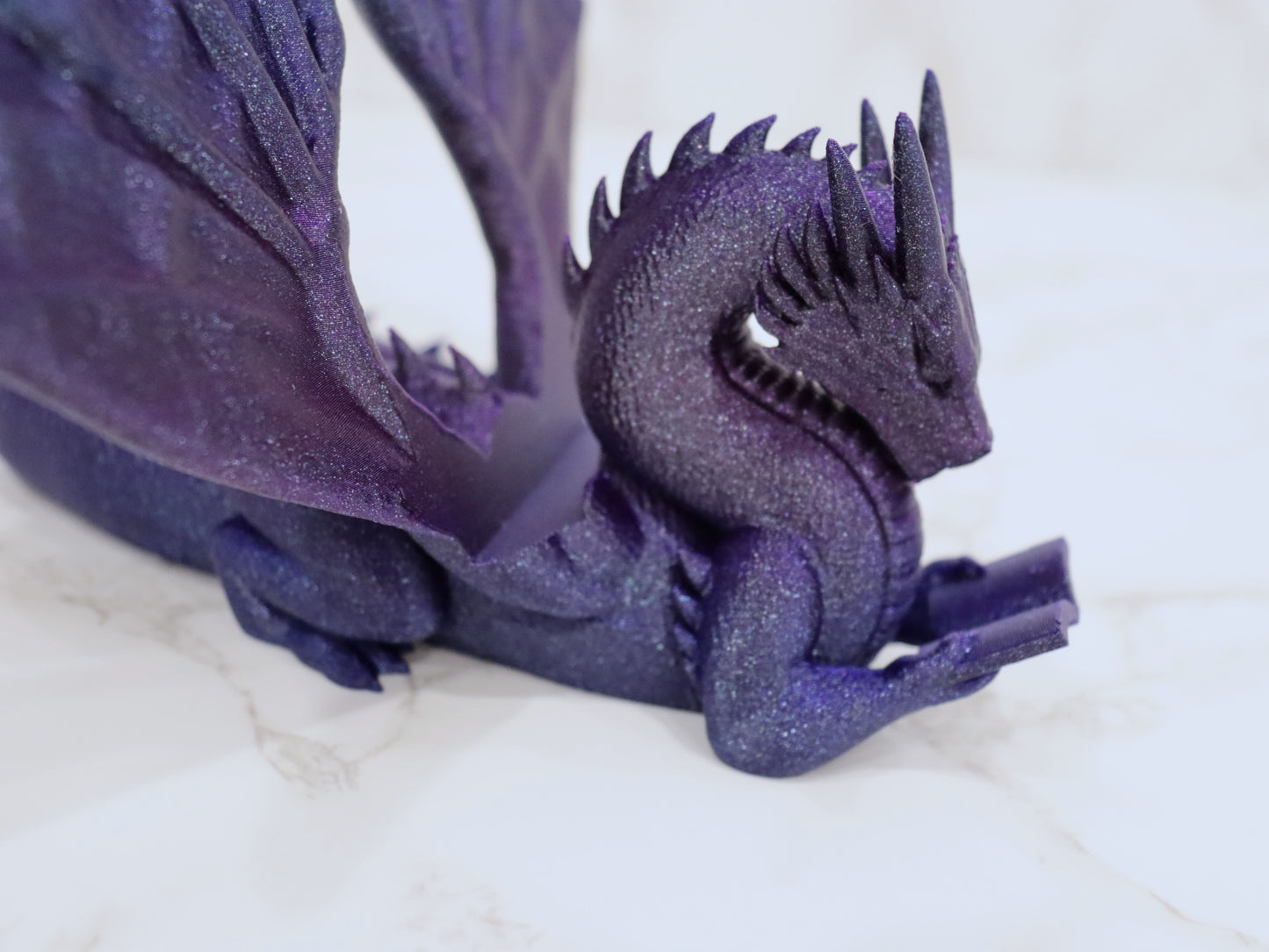 Accountant Reading Dragon Galaxy glossy | various sizes | 3D print | Stand for Books E-Reader Tablet