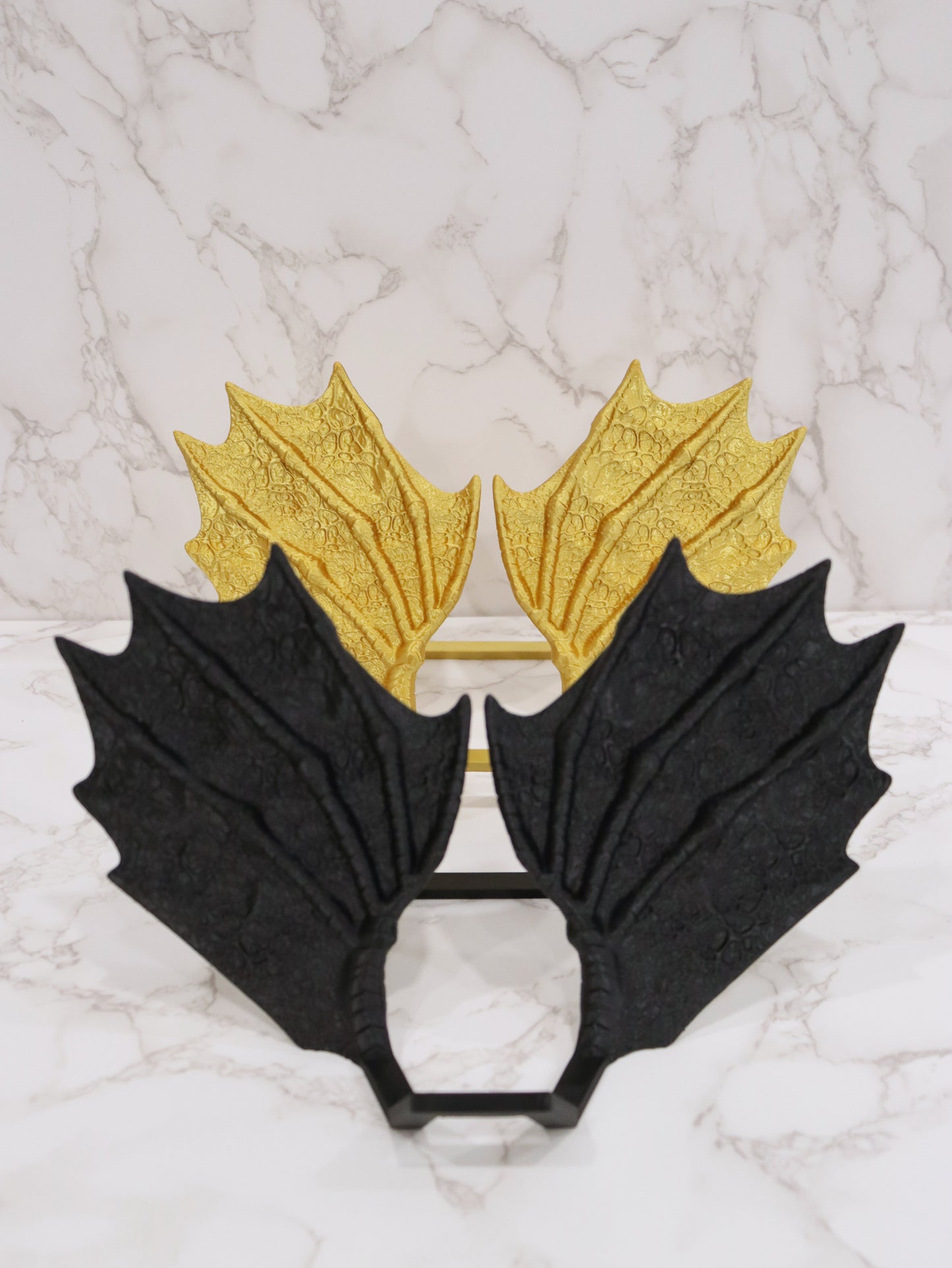 Book Stand Dragon Wings Black or Gold | 3D Print | Bookend | Holder for Book E-Reader Tablet
