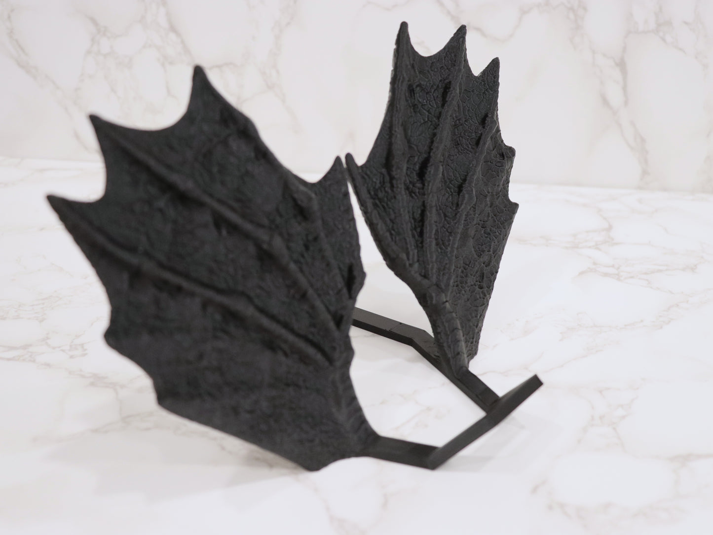 Book Stand Dragon Wings Black or Gold | 3D Print | Bookend | Holder for Book E-Reader Tablet