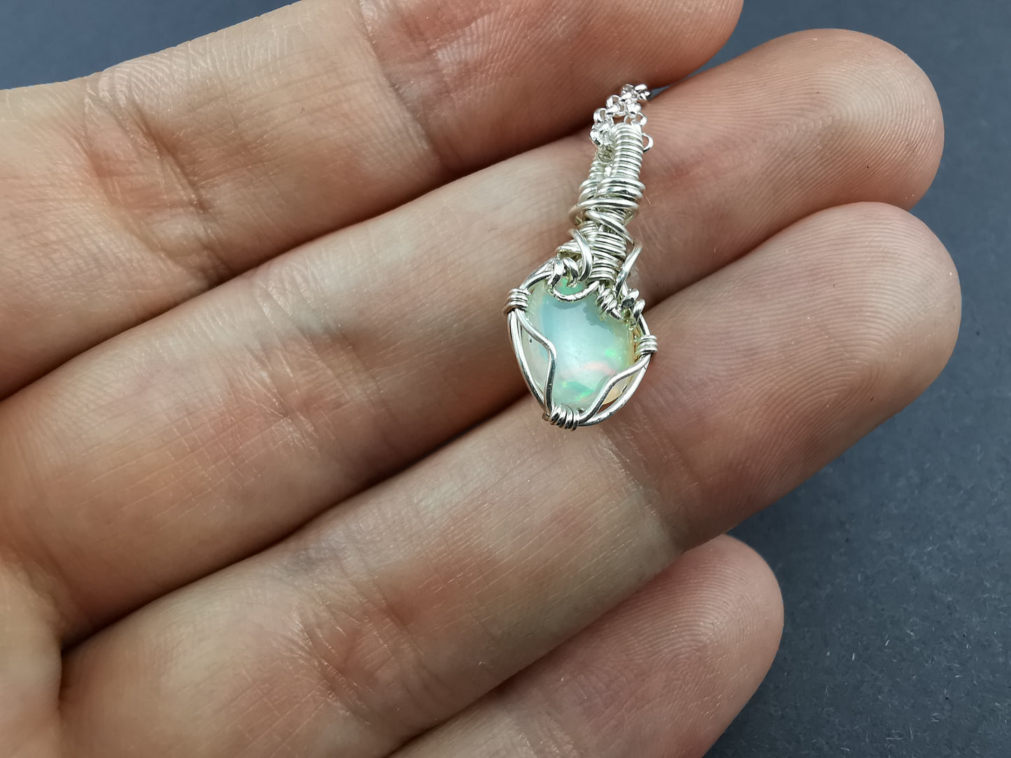Handgefertigter Opal Anhänger 925er Silber Einzelstück