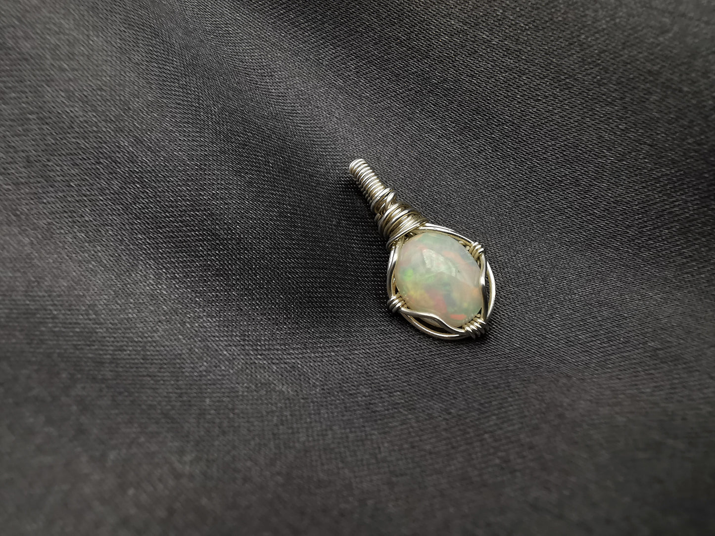 Opal Anhänger | 925er Silber | Unikat | Handmade Schmuck | Edelstein Anhänger | wire wrapped