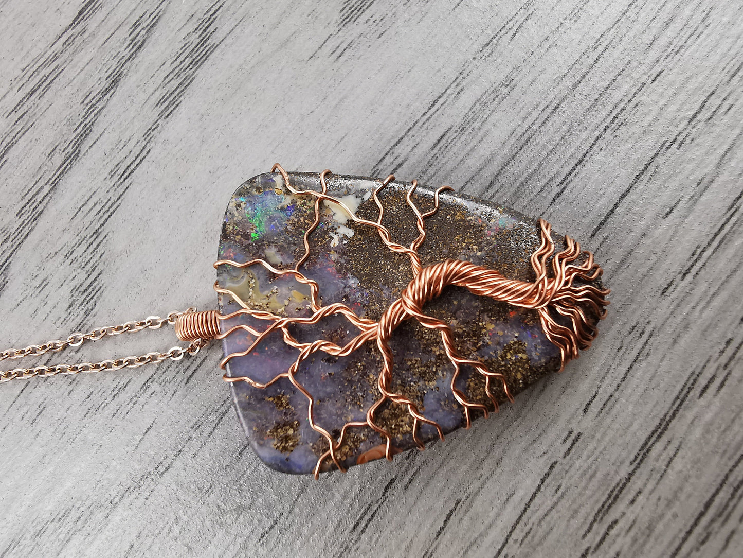 Baum des Lebens Yggdrasil Boulder Opal Anhänger Schmuckdraht Einzelstück